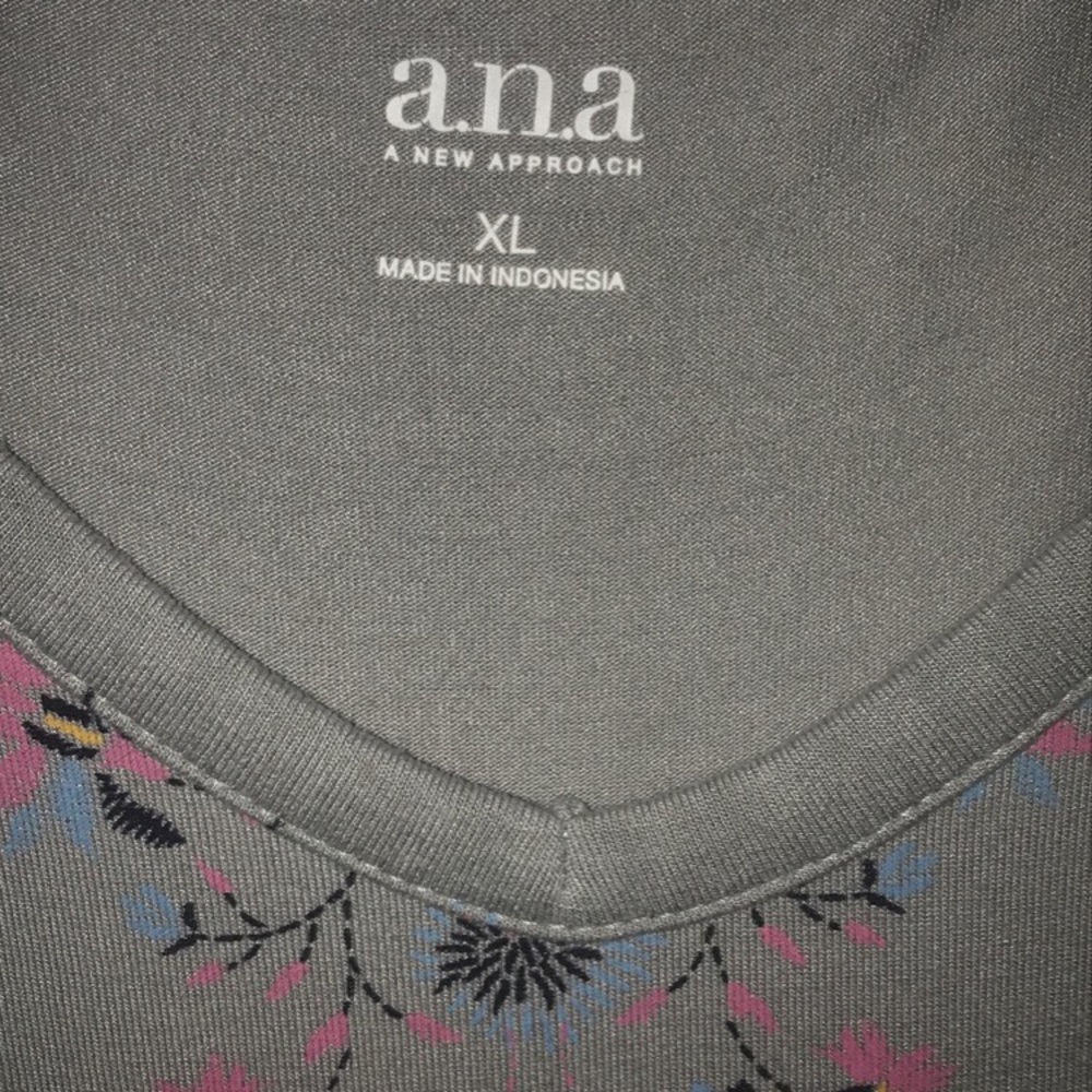 Ana, open shoulder shirt, size xl